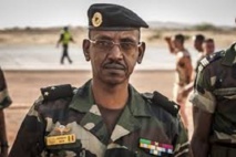 Manœuvres autour du fauteuil du Cemga, Mamadou Sow Manœuvres autour du fauteuil du Cemga, Mamadou Sow