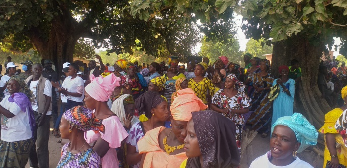 KOLDA/locales 2022: les populations de Bagadadji et Dabo valident la réélection du ministre Moussa Baldé pour le conseil départemental de kolda. KOLDA/locales 2022: les populations de Bagadadji et Dabo valident la réélection du ministre Moussa Baldé pour le conseil départemental de kolda.