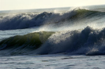 Une 'houle dangereuse' sur le nord-ouest entre jeudi et vendredi (ANACIM)