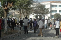Violence à l’Ucad, le gouvernement sort ses griffes ! Violence à l’Ucad, le gouvernement sort ses griffes !