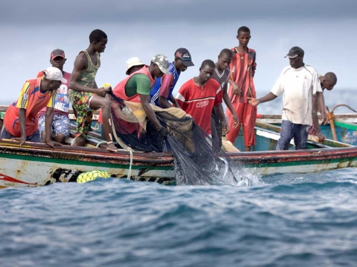 Mort atroce de 5 pêcheurs aux larges des cotes sénégalaises : l’unique rescapé revient sur le film du drame Mort atroce de 5 pêcheurs aux larges des cotes sénégalaises : l’unique rescapé revient sur le film du drame