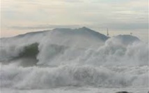 Espagne : un sénégalais meurt en contemplant les vagues Espagne : un sénégalais meurt en contemplant les vagues