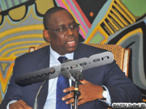 Macky Sall promet de sévir contre l’indiscipline pour favoriser les comportements citoyens Macky Sall promet de sévir contre l’indiscipline pour favoriser les comportements citoyens