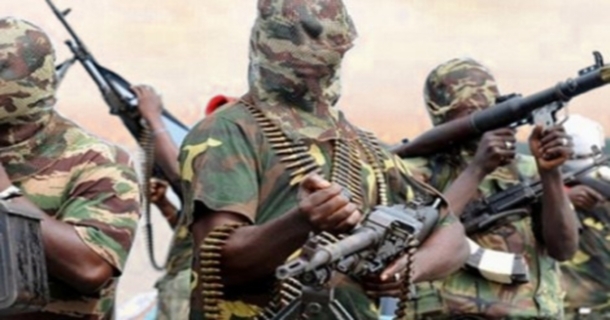 Des individus armés blessent et dépouillent des villageois sur le chemin du marché de Sinthiou Malème