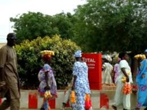 Drame à Pout : un chauffeur de bus refuse de céder le passage au ministre de l’Intérieur et écrase un rabatteur Drame à Pout : un chauffeur de bus refuse de céder le passage au ministre de l’Intérieur et écrase un rabatteur