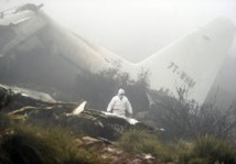 Algérie: intenses recherches pour élucider les circonstances du crash