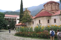 Bulgarie: Un évêque destitué après avoir été filmé en pleine orgie