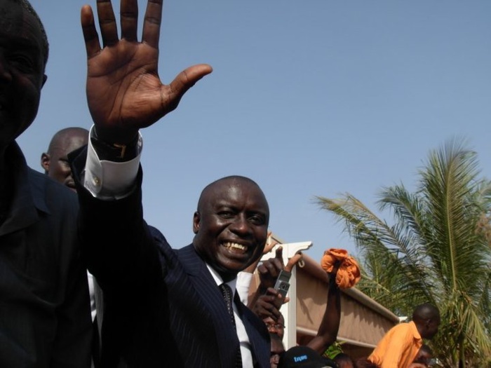 Entre les avions : que projette Idy à Dubaï, l’Arabie Saoudite et la France ?