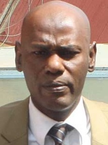 Youssou Touré tire sur le tireur Farba Ngom Youssou Touré tire sur le tireur Farba Ngom