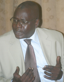 L’Apr encore dans ses œuvres : Me Djibril War et Ismaëla Guèye s’offrent en spectacle à Biscuiterie L’Apr encore dans ses œuvres : Me Djibril War et Ismaëla Guèye s’offrent en spectacle à Biscuiterie