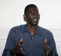 Ansoumana Dione: « L’apocalypse s’abattra sur Macky Sall si… » Ansoumana Dione: « L’apocalypse s’abattra sur Macky Sall si… »