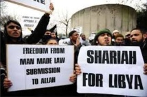 Lybie: Les islamistes se débarrassent de Zeidan et gagnent en influence!
