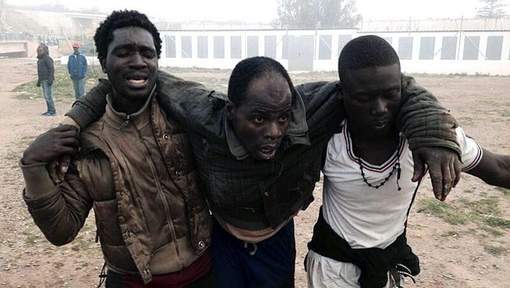 Espagne : 500 clandestins franchissent la frontière à Melilla