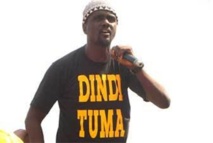 Permanence PDS : Quand Pacotille offre un mini-concert ! Permanence PDS : Quand Pacotille offre un mini-concert !