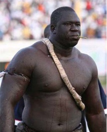 Deux ans d'absence dans l'arène: Clap de fin pour Yékini ! Deux ans d'absence dans l'arène: Clap de fin pour Yékini !