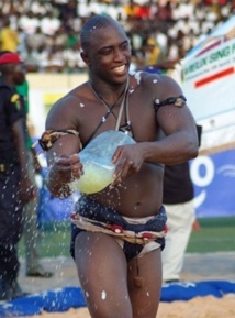 « J’ai dépensé presque tout mon argent, j’ai vendu deux de mes… » « J’ai dépensé presque tout mon argent, j’ai vendu deux de mes… »