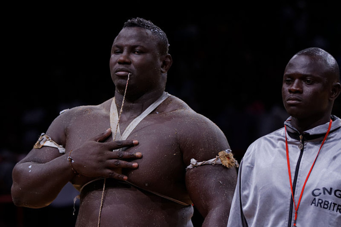 La réaction à chaud de Bombardier aussitôt après sa victoire : "Je reviens d'une série noire, mais j'ai toujours été persuadé que je reviendrai en force (...) Le fait d'être l'outsider devant Balla Gaye 2 (....)" La réaction à chaud de Bombardier aussitôt après sa victoire : "Je reviens d'une série noire, mais j'ai toujours été persuadé que je reviendrai en force (...) Le fait d'être l'outsider devant Balla Gaye 2 (....)"