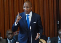 Abdoul Mbaye "Je ne serai pas candidat à la présidentielle 2017" Abdoul Mbaye "Je ne serai pas candidat à la présidentielle 2017"