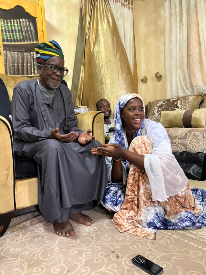 Gabrielle Kane fait un don de matériel médical à Médina Baye Gabrielle Kane fait un don de matériel médical à Médina Baye