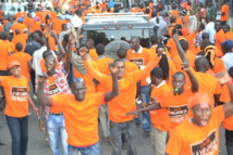 Keur-Massar : Un militant de Rewmi reçoit un coup de machette Keur-Massar : Un militant de Rewmi reçoit un coup de machette