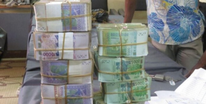 Rosso Sénégal: La douane saisit plus de 1,2 milliard F CFA sur deux mauritaniens en complicité avec...