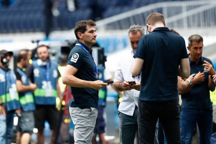 Iker Casillas assure s'être fait pirater après un tweet annonçant son coming-out Iker Casillas assure s'être fait pirater après un tweet annonçant son coming-out