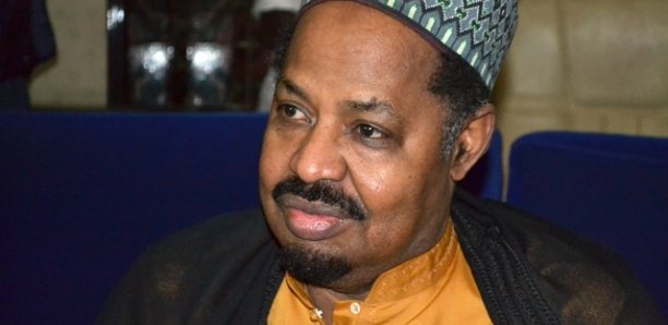 “Carnaval”, “prostitués de luxe”, “seins à la place de saints” : le coup de gueule d’Ahmed Khalifa Niass contre les évènements religieux