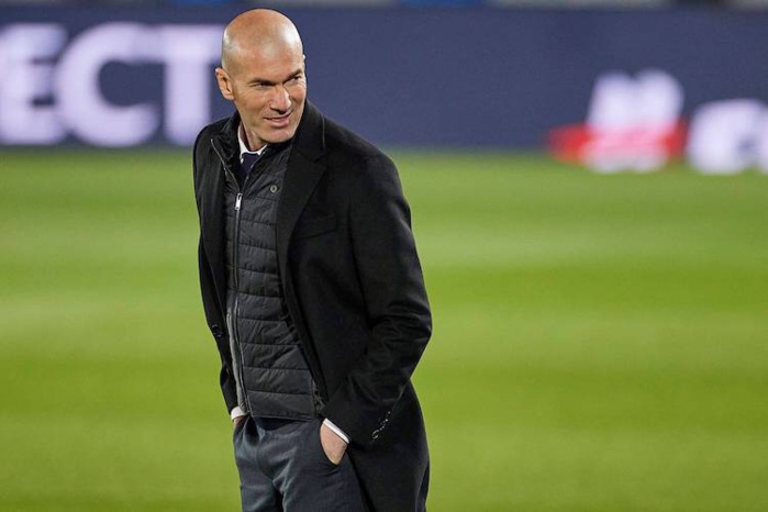 Foot : Zidane va bientôt retrouver un banc ! Foot : Zidane va bientôt retrouver un banc !