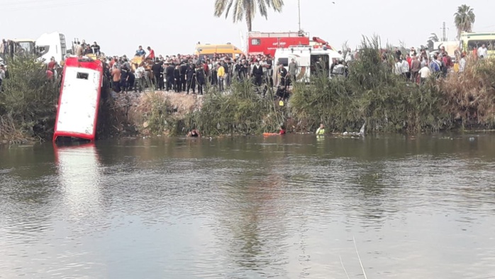 Egypte : 20 morts dans un accident de minibus Egypte : 20 morts dans un accident de minibus