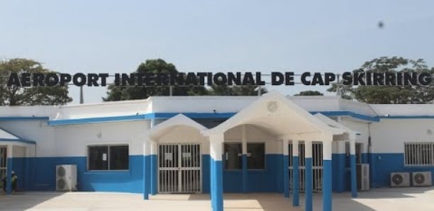 "Un vol rempli que de blancs" : Alassane Diaraf Ndao crie à la discrimination à l'aéroport de Cap Skirring