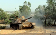 Libye: Tripoli survolée par des avions non identifiés, bruits d'explosions