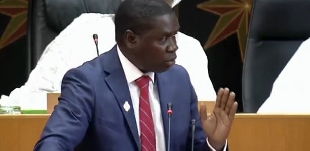 Oumar Youm sur la controverse à l’Assemblée : « Un règlement intérieur ne peut être falsifié »