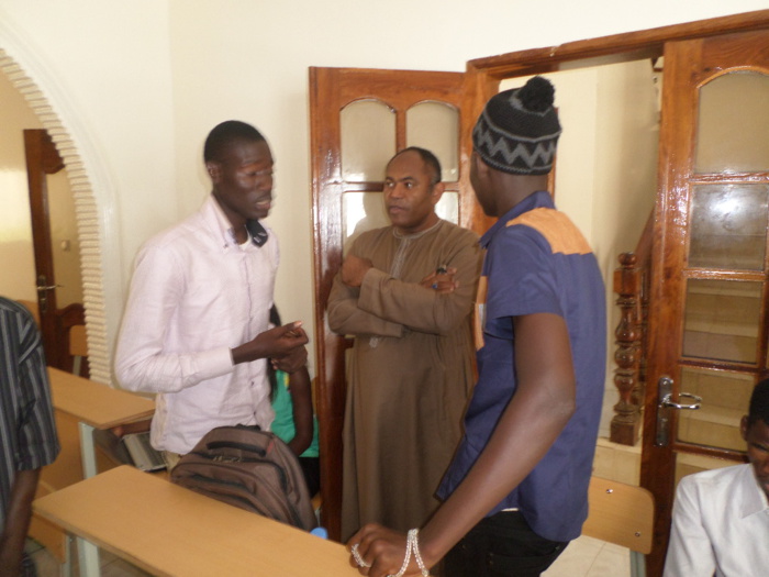 NUMERISATION DE L’ENSEIGNEMENT SUPERIEUR AU SENEGAL L’Université Virtuelle devient une réalité NUMERISATION DE L’ENSEIGNEMENT SUPERIEUR AU SENEGAL L’Université Virtuelle devient une réalité