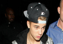 Justin Bieber de nouveau arrêté par la police Justin Bieber de nouveau arrêté par la police