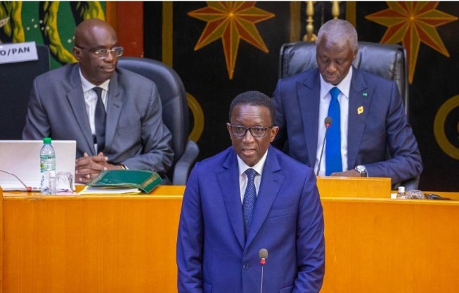 L'intégralité de la réponse du Premier ministre Monsieur Amadou Ba à la motion de censure déposée par le Groupe Parlementaire Yewwi Askan Wi