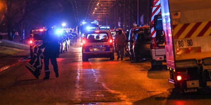 France: dix morts dont cinq enfants dans un violent incendie France: dix morts dont cinq enfants dans un violent incendie