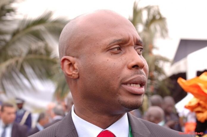 Barth’ propose à Nit Doff d’organiser son concert sur l’esplanade de la mairie de Dakar