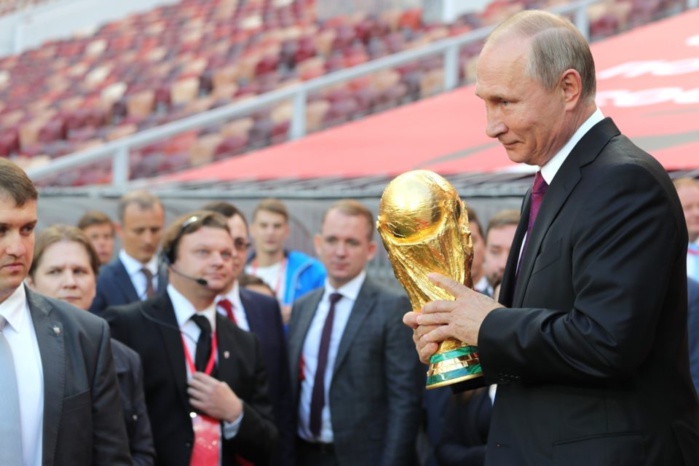 Coupe du Monde 2022 : Vladimir Poutine réagit à la finale du Mondial Coupe du Monde 2022 : Vladimir Poutine réagit à la finale du Mondial