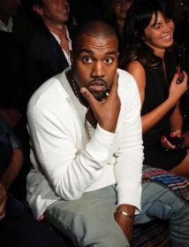 Kanye West hospitalisé d'urgence en Australie Kanye West hospitalisé d'urgence en Australie