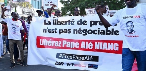 Manifestation devant la Primature, pour exiger la libération de Pape Alé Niang : Les trois activistes sous mandat de dépôt