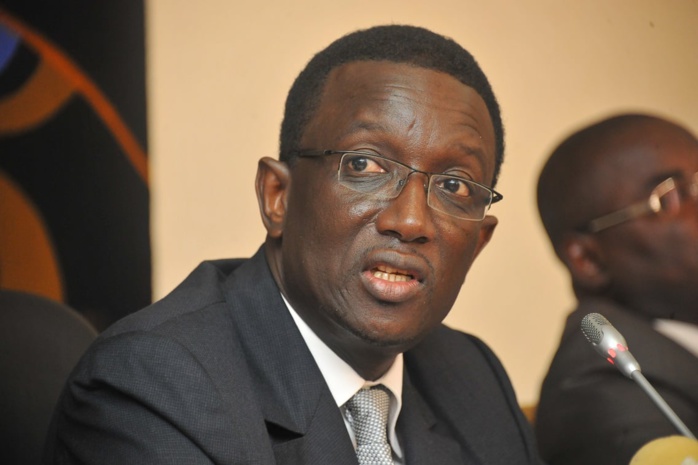 "Macky Sall face à l'histoire" : Les révélations du journaliste Cheikh Yérim Seck sur Amadou BA "Macky Sall face à l'histoire" : Les révélations du journaliste Cheikh Yérim Seck sur Amadou BA