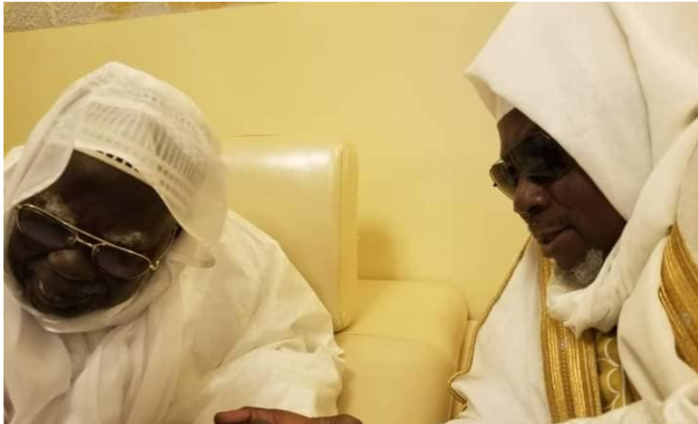 Porokhane : La famille Niass de Kër Madiabel reçue par le Khalife des Mourides Porokhane : La famille Niass de Kër Madiabel reçue par le Khalife des Mourides
