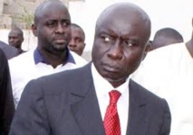 Idrissa Seck chez Thierno Bocoum hier: "Seul Dieu peut te consoler" Idrissa Seck chez Thierno Bocoum hier: "Seul Dieu peut te consoler"
