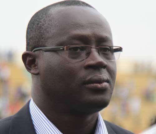 Augustin Senghor : "ce serait dommage de reporter la Can 2015"