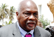 Diffamation : Wade réclame 6 milliards à Dansokho Diffamation : Wade réclame 6 milliards à Dansokho