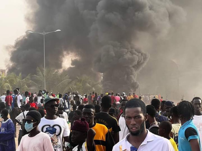 Mbacké : 3 manifestants libérés, 66 autres déférés au parquet ce mardi Mbacké : 3 manifestants libérés, 66 autres déférés au parquet ce mardi
