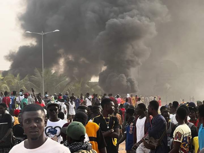 Meeting interdit de Mbacké : 10 manifestants placés sous mandat de dépôt, retour de parquet pour les 59