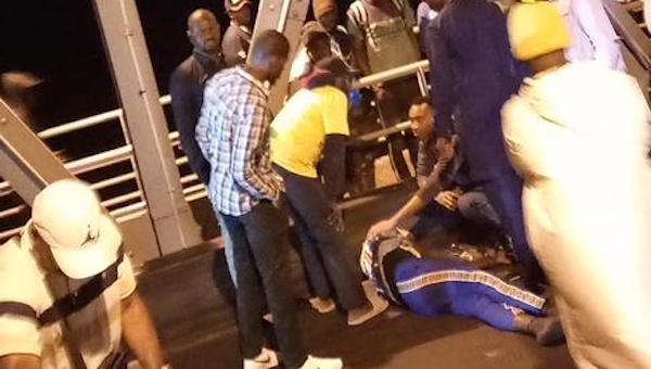 Saint-Louis : Un accident tragique fait un mort sur le Pont Faidherbe Saint-Louis : Un accident tragique fait un mort sur le Pont Faidherbe