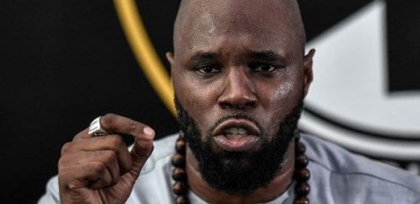 Franc CFA : Provoqué par le DP de « Jeune Afrique » sur Twitter, Kemi Seba réagit violemment Franc CFA : Provoqué par le DP de « Jeune Afrique » sur Twitter, Kemi Seba réagit violemment