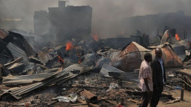 Incendie à Douta : Plus de 500 cases et des magasins partis en fumée Incendie à Douta : Plus de 500 cases et des magasins partis en fumée